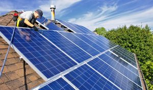 Service d'installation de photovoltaïque et tuiles photovoltaïques à Pompignac